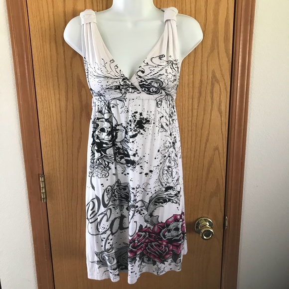 So Cal Clothing >> So Cal White Skull Dress Size M So Cal Clothing >> So Cal White Skull Dress Size M